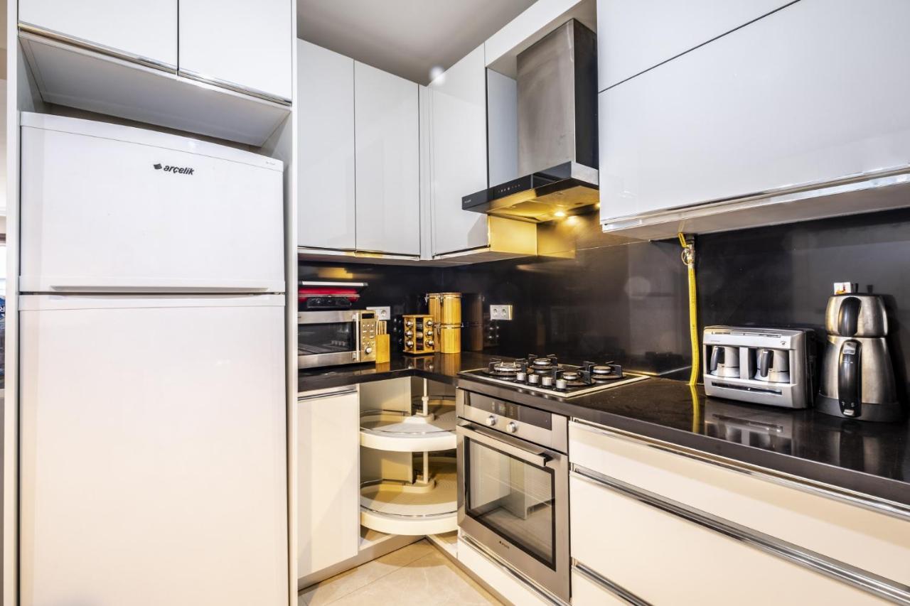 Flat With Sea View Near Uskudar Ferry Station Apartment Istanbul Exterior foto